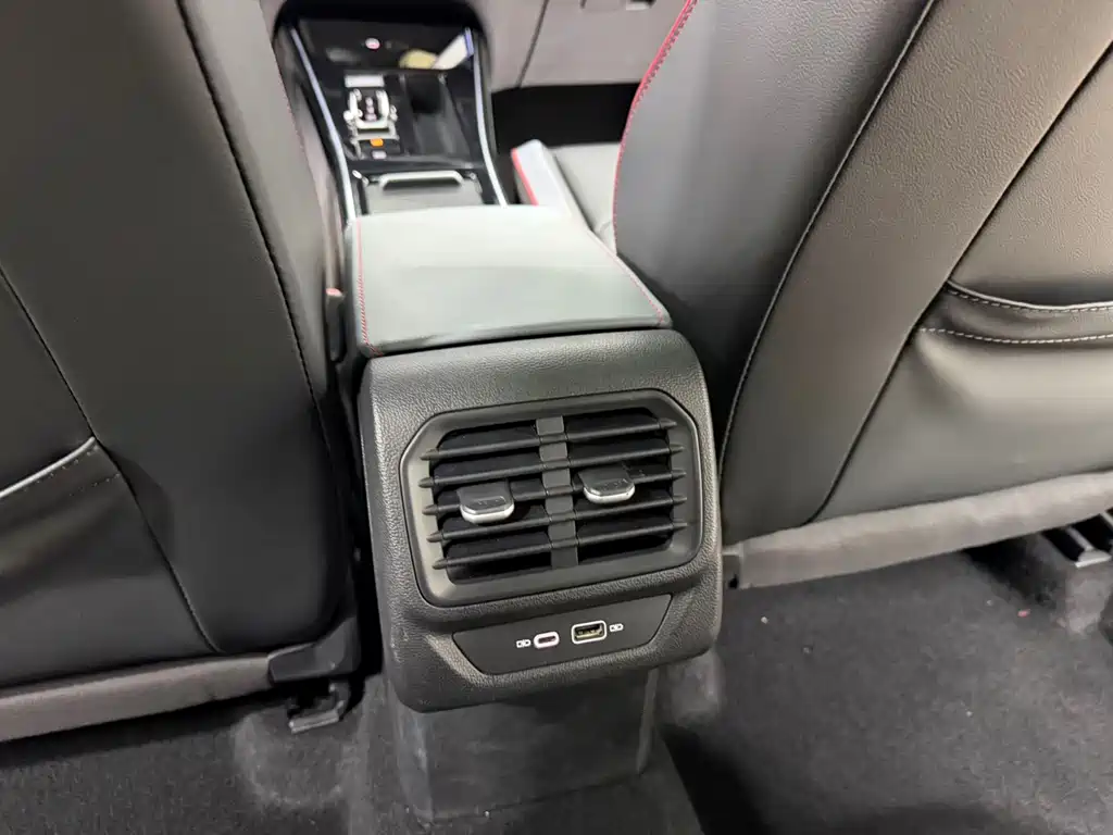 Volkswagen Lamando — миниатюра 15