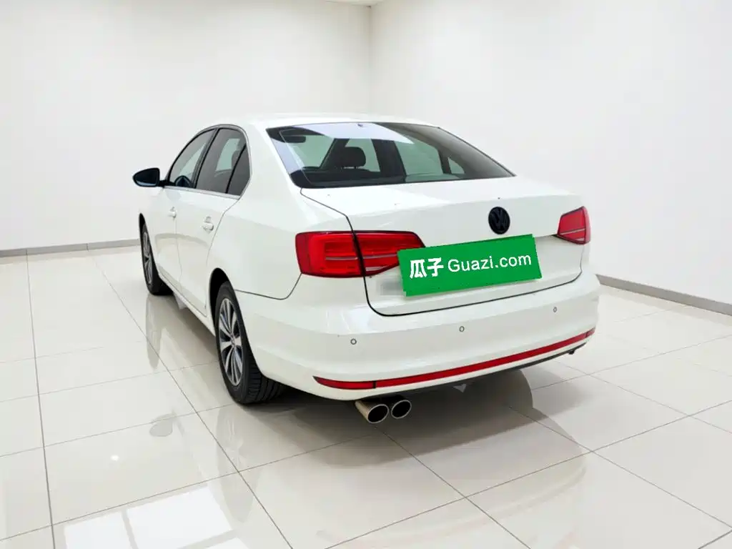 Volkswagen Sagitar — миниатюра 4
