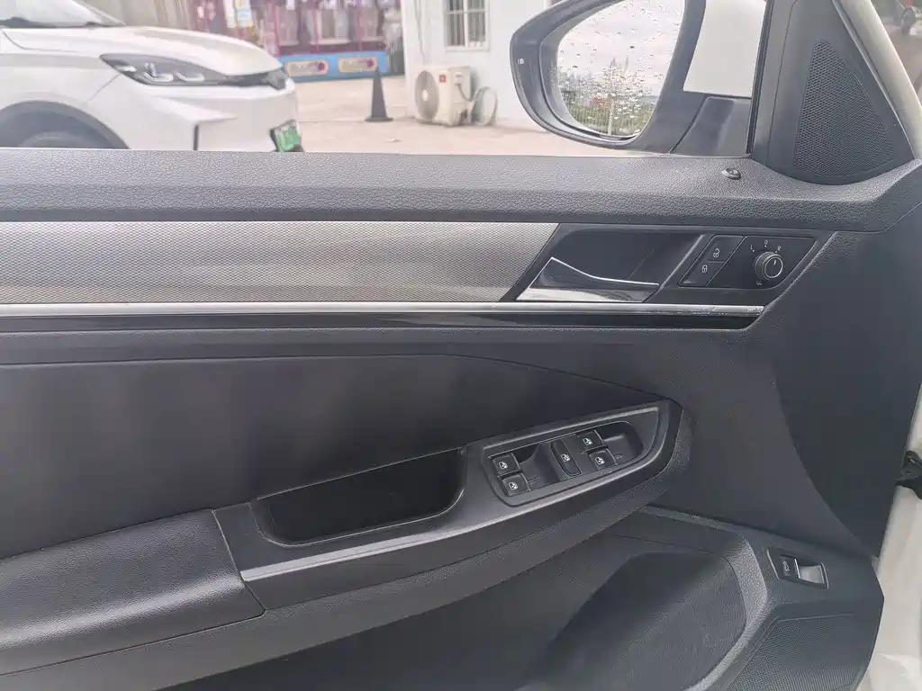 Volkswagen Bora — миниатюра 4