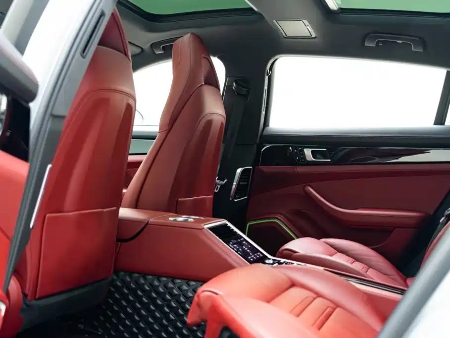 Porsche Panamera — миниатюра 10