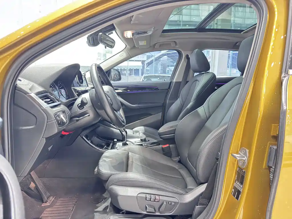 BMW X2 (Import) — миниатюра 6