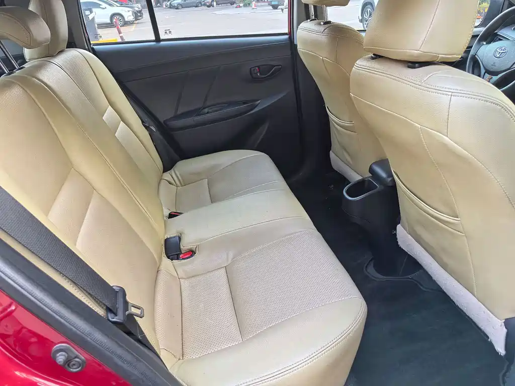 TOYOTA YARIS L ZHIXUAN