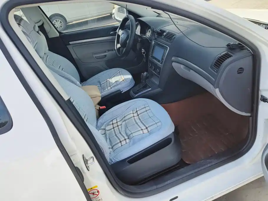 Skoda Octavia — миниатюра 8