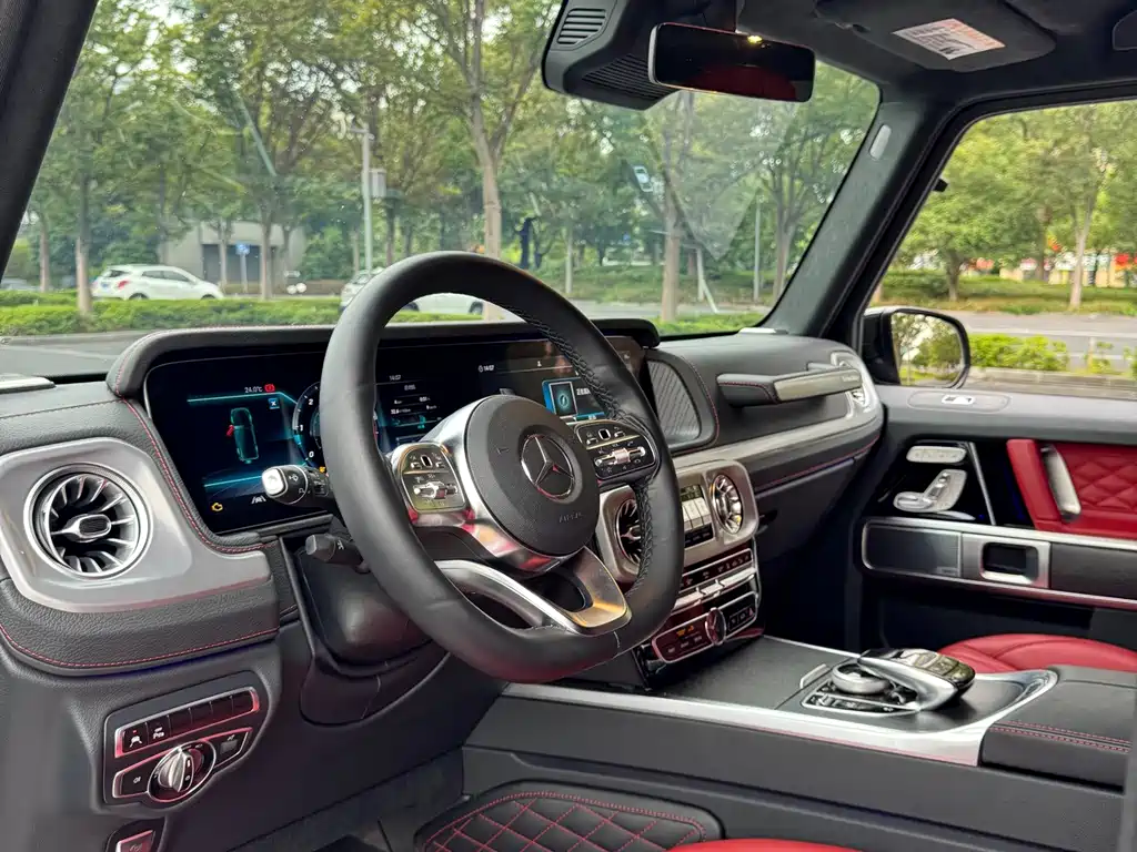 Mercedes-Benz G-Class — миниатюра 12