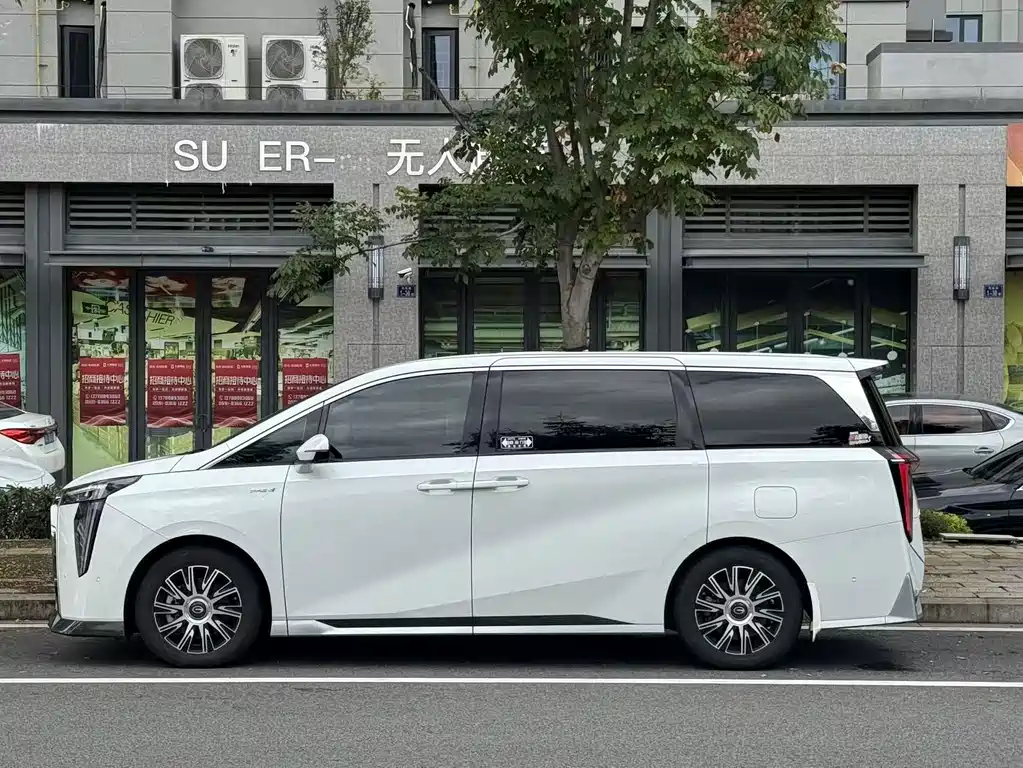 GAC Motor Trumpchi E9 — миниатюра 3