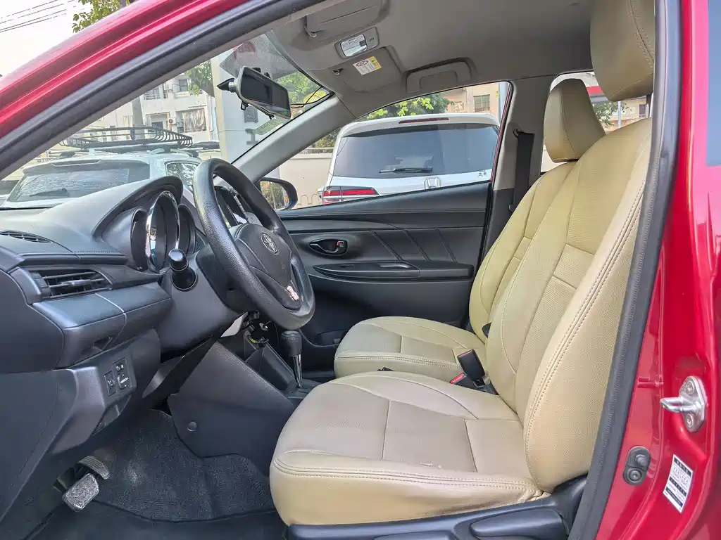 TOYOTA YARIS L ZHIXUAN