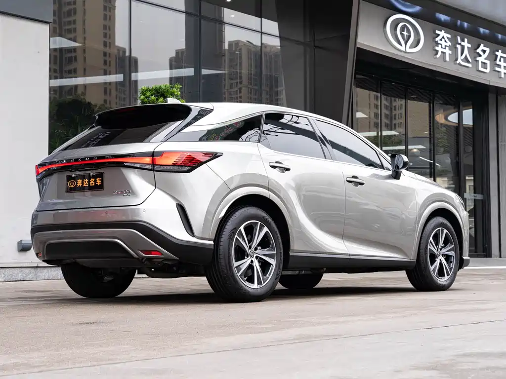 Lexus RX 2025 300