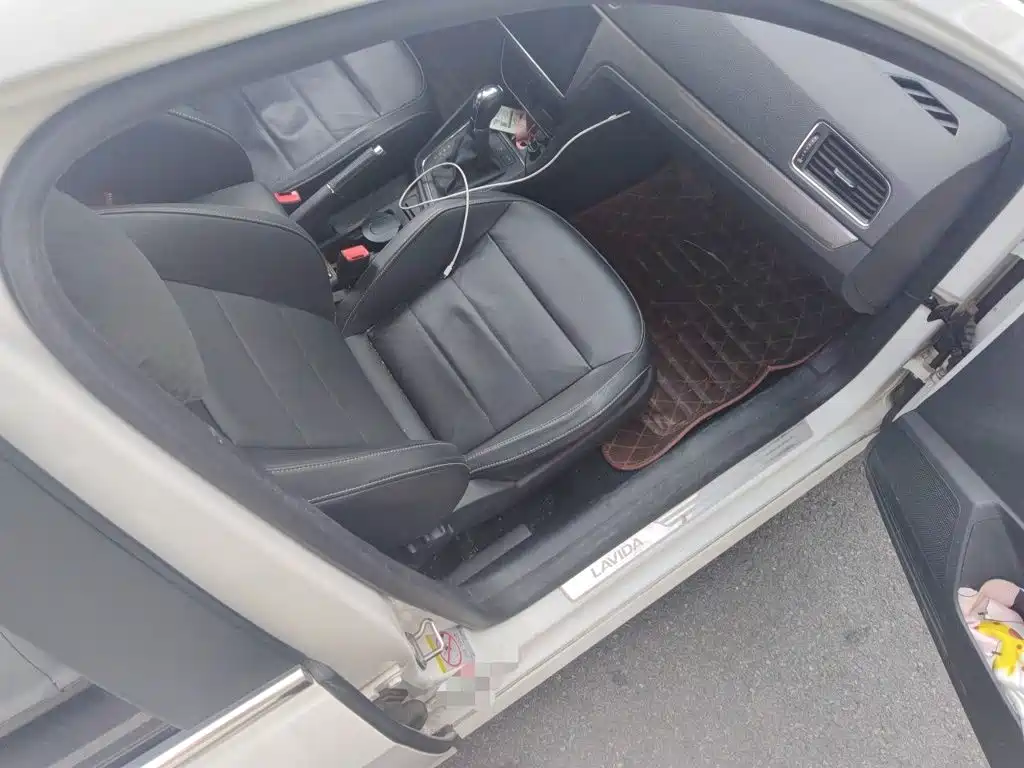 Volkswagen Lavida — миниатюра 17
