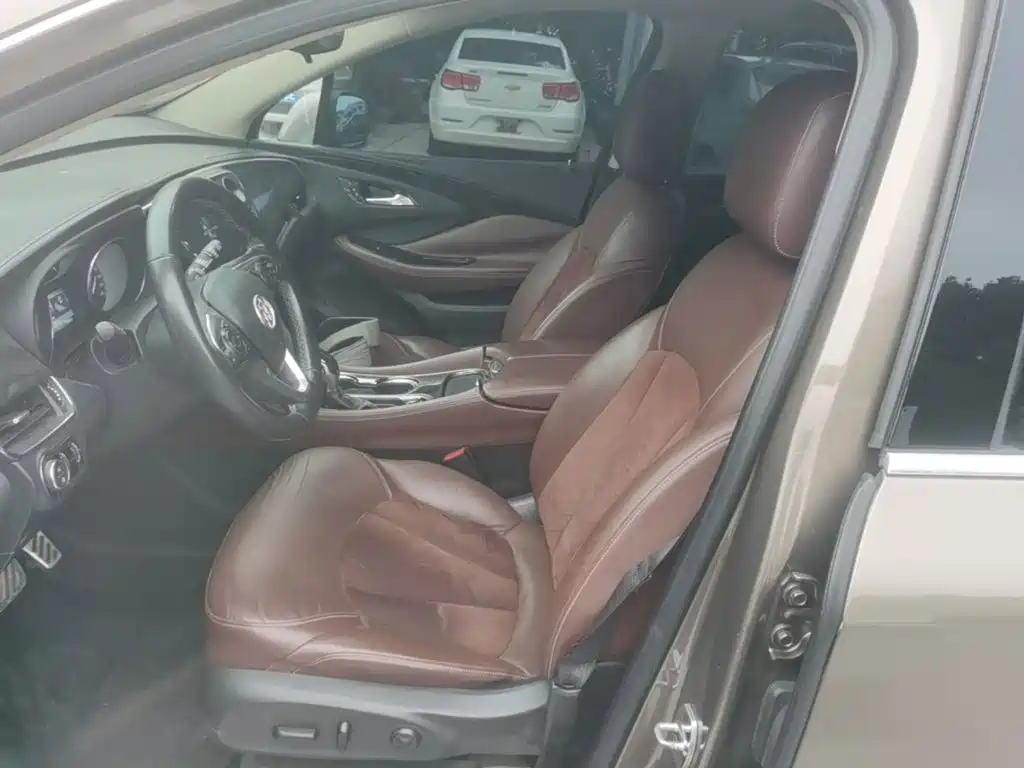 Buick Envision Plus — миниатюра 15