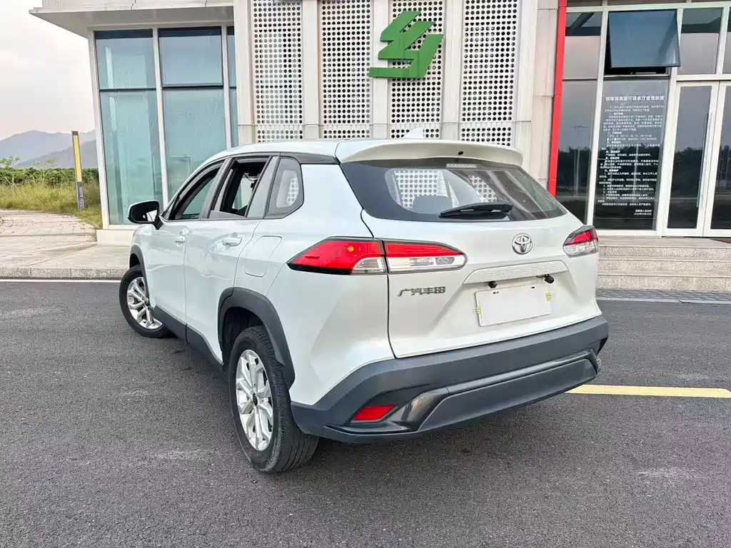 Toyota Frontlander — миниатюра 3