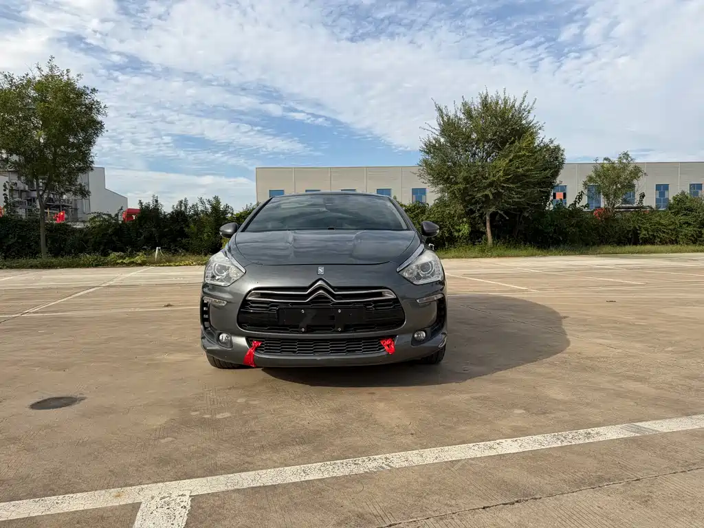 DS DS 5 — миниатюра 2