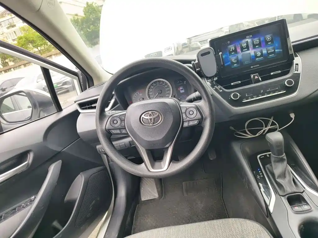 Toyota Corolla — миниатюра 6