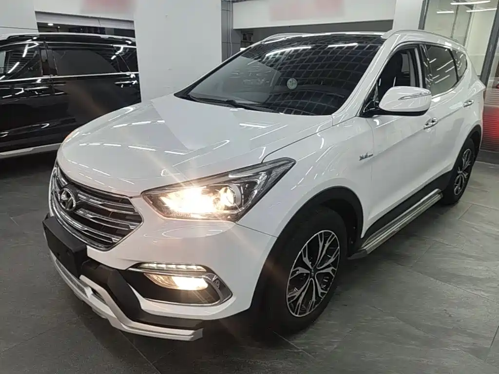Hyundai Santa Fe — миниатюра 2