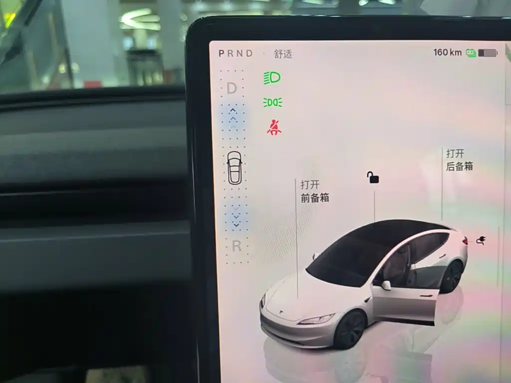 Tesla Model 3 — миниатюра 14