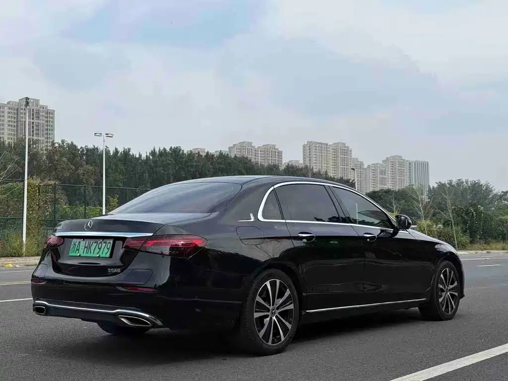 Mercedes-Benz E-Class New Energy — миниатюра 9