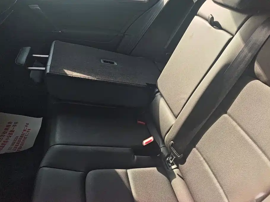 Volkswagen Golf Sportsvan — миниатюра 11
