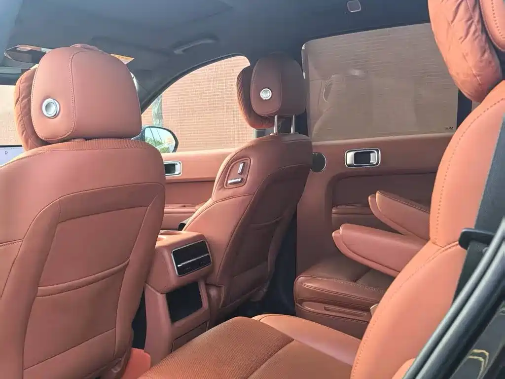 Li Auto Li L8 — миниатюра 5