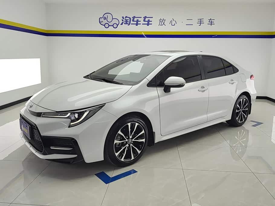 Toyota Levin 1.2 л 2021 г. Белый, пробег 29900 км