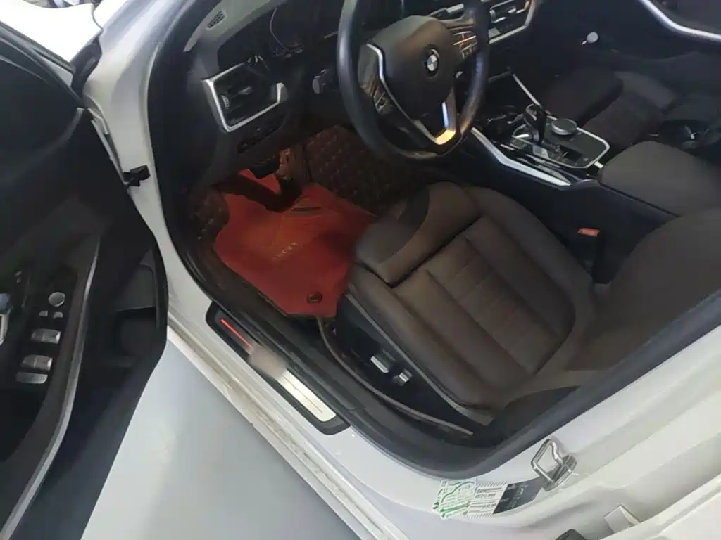 BMW 3 Series — миниатюра 16