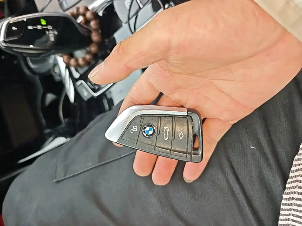 BMW X3 — миниатюра 9