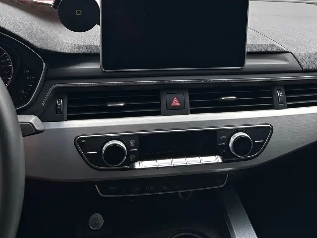 Audi A4L — миниатюра 9
