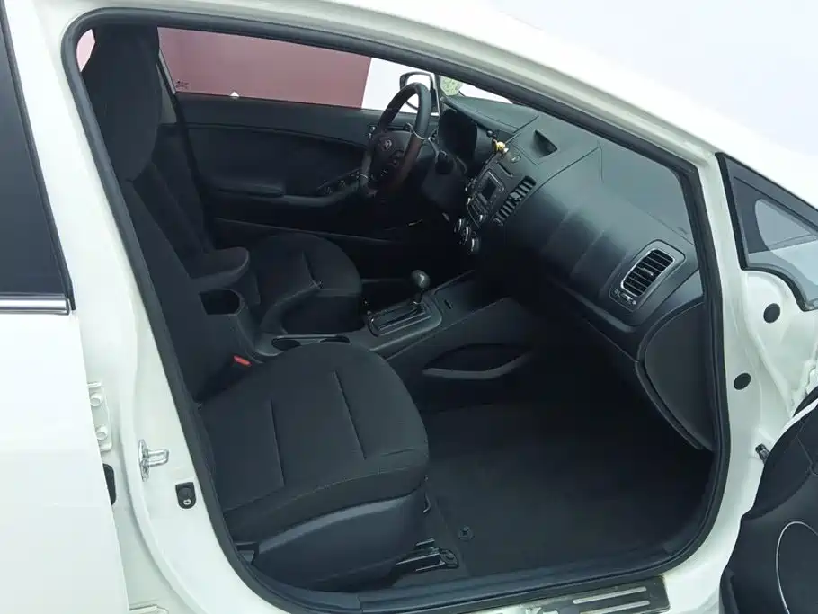 Kia K3 — миниатюра 8