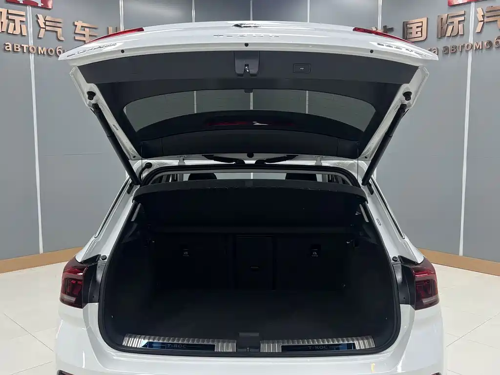 Volkswagen T-Roc 280TSI DSG 2WD Elite PLUS, фото 12