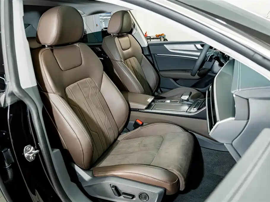 Audi A7L — миниатюра 19