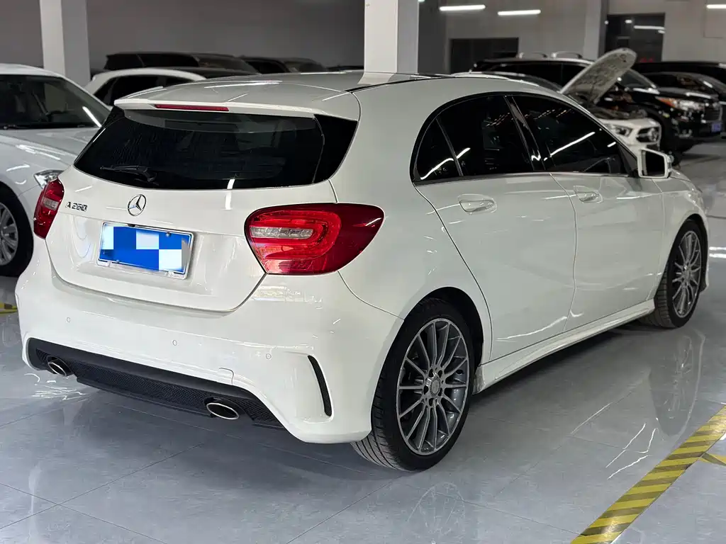 Mercedes-Benz A-Class (Import) — миниатюра 5