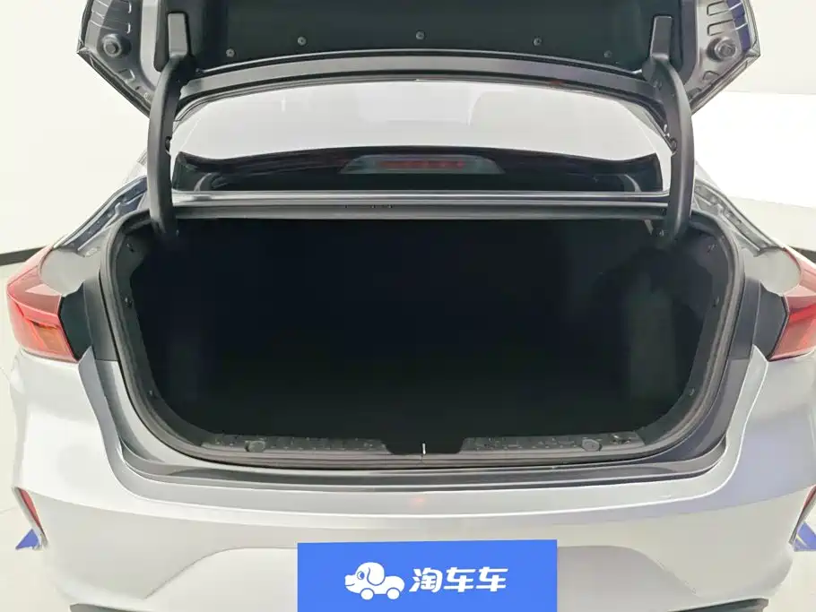 Changan Eado 2021 — фото 4