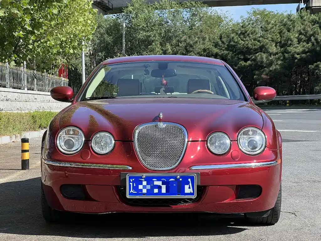 Jaguar S-TYPE — миниатюра 2