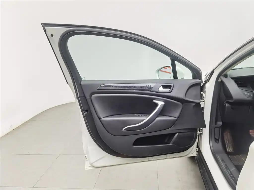 Citroen C5 2013 2.3L AT Luxury