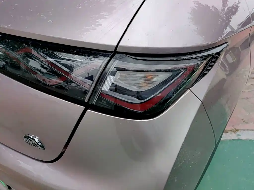 BYD Dolphin — миниатюра 8