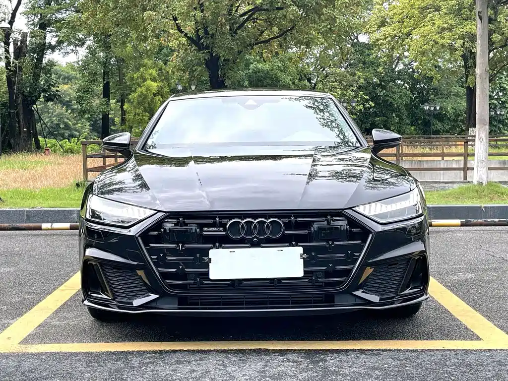 Audi A7L
