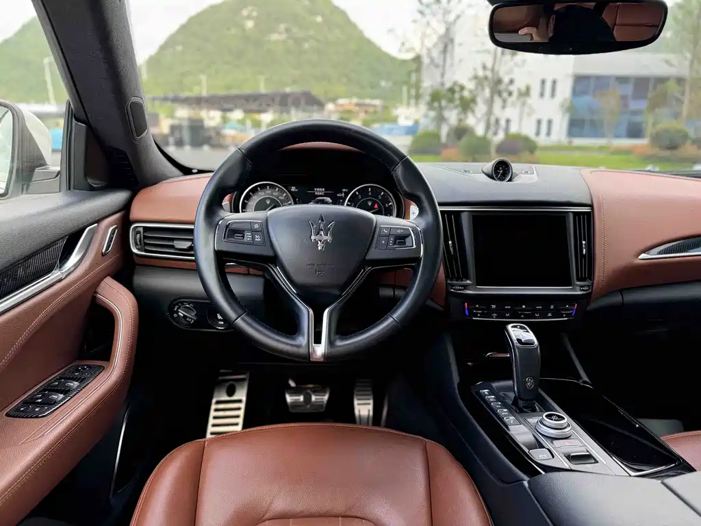 Maserati Levante — миниатюра 7