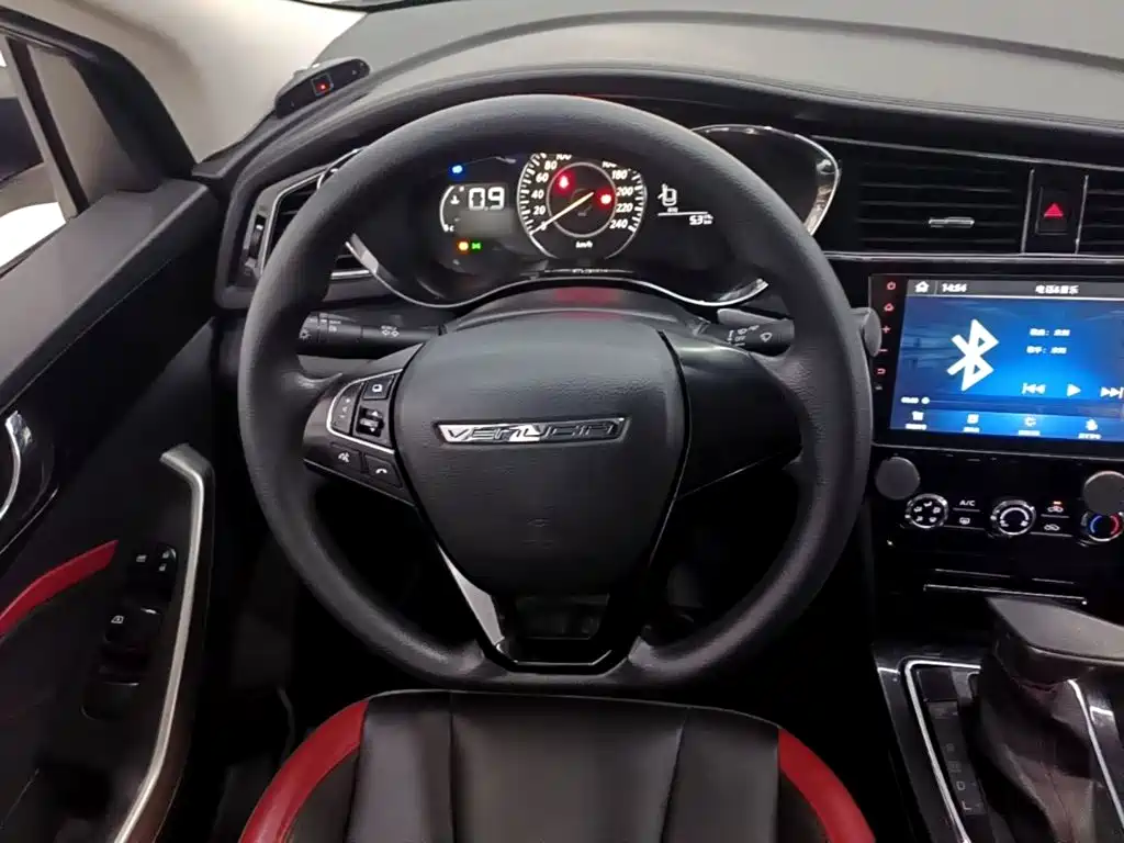 Venucia D60 — миниатюра 11