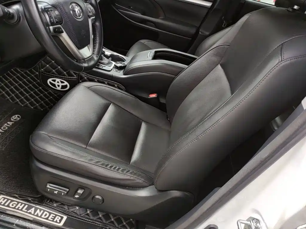 Toyota Highlander — миниатюра 15