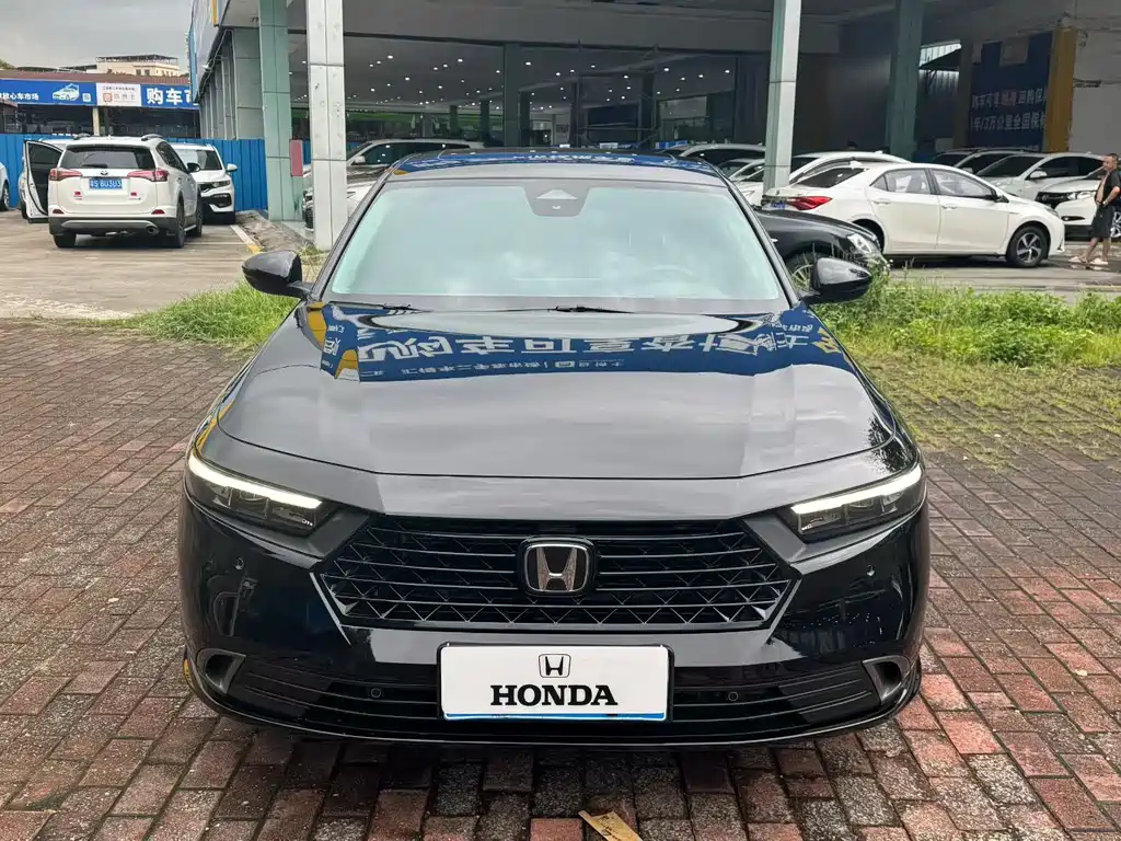 Honda Accord — миниатюра 2