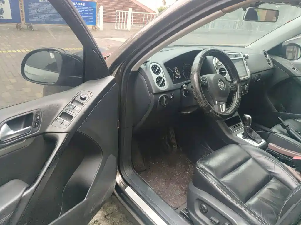 Volkswagen Tiguan — миниатюра 12