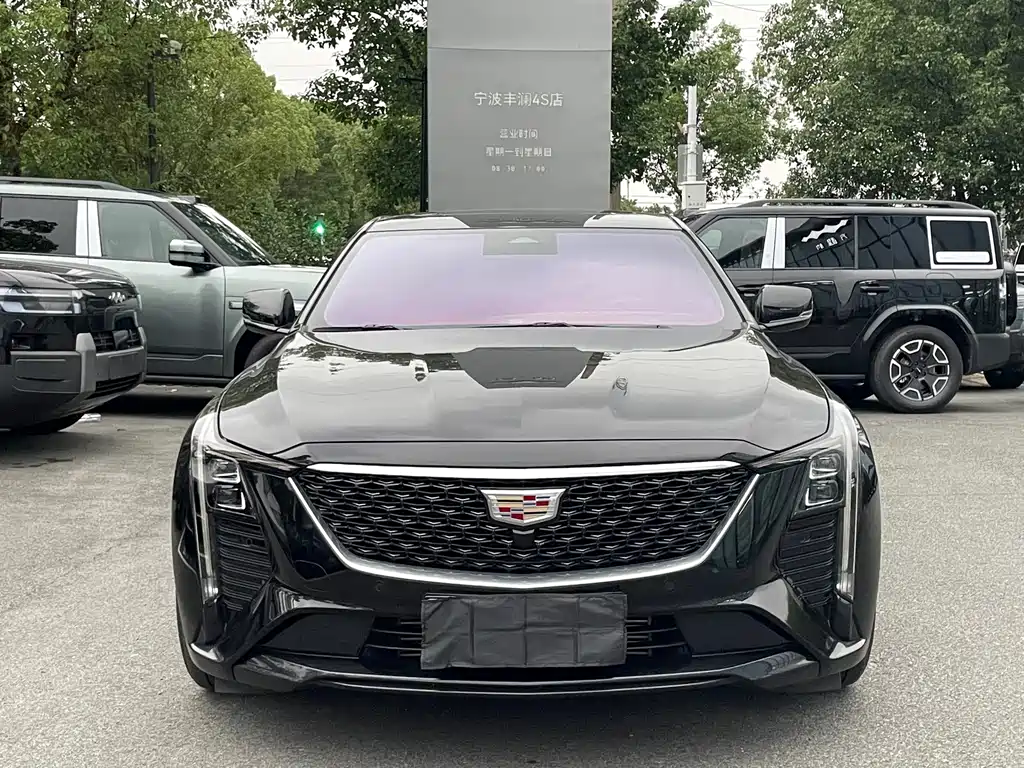 Cadillac CT5 — миниатюра 2