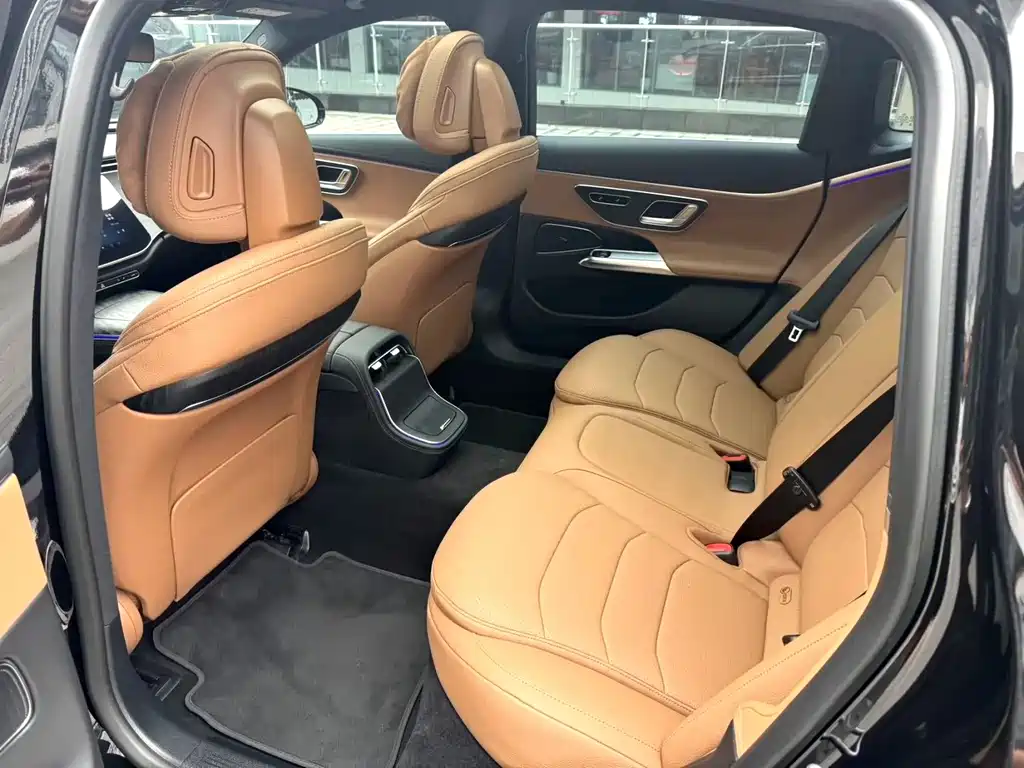 Mercedes-Benz E-Class E 2024 E 300 L Fashion Sport