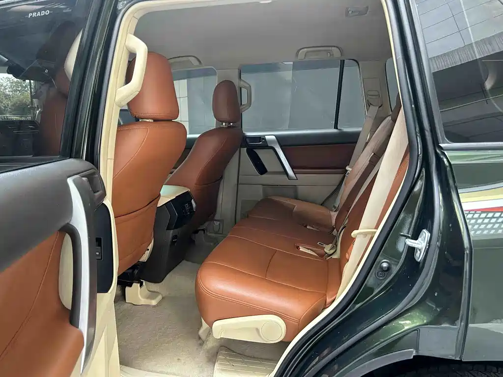 Toyota Prado (Import) — миниатюра 18