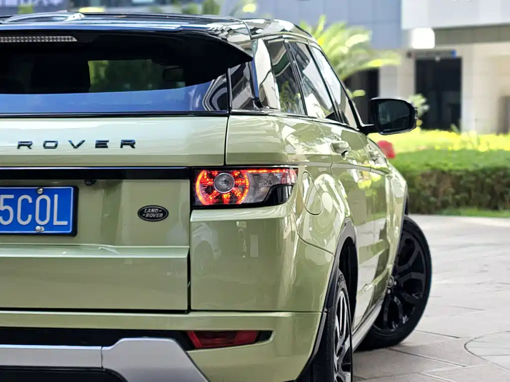 Land Rover Evoque (Import) — миниатюра 22