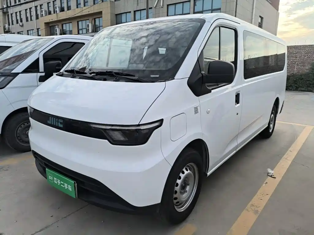 JMC E-Fushun — миниатюра 2
