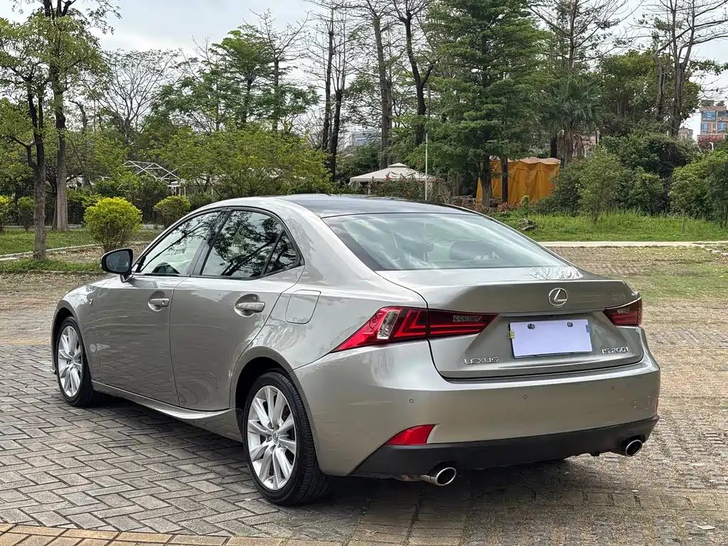 Lexus IS — миниатюра 15