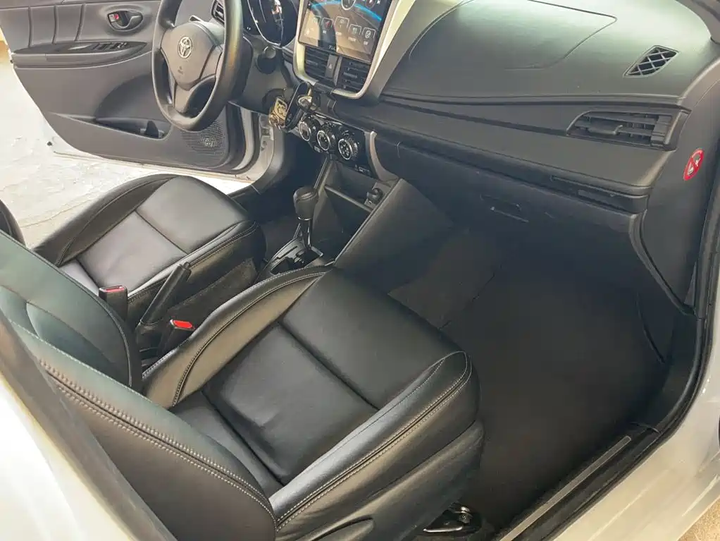 Toyota Yaris L — миниатюра 15