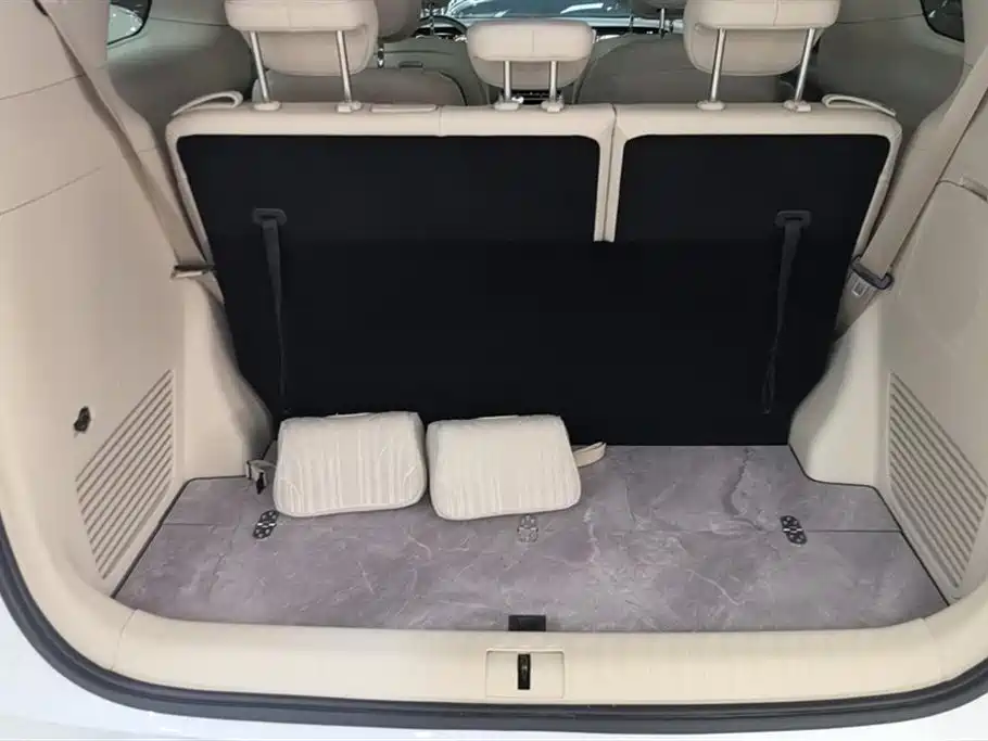 LANTU AUTOMOBILE LANTU DREAMER