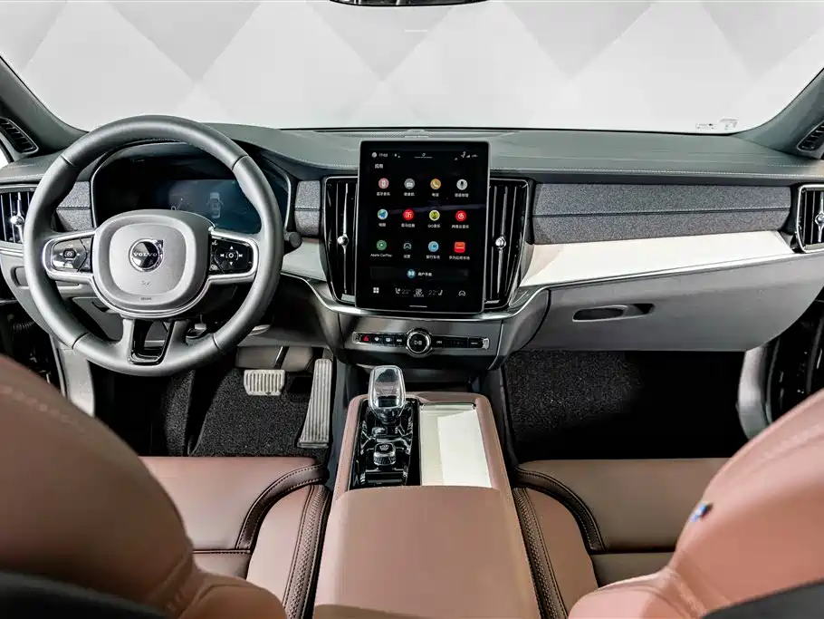 Volvo S90 — миниатюра 13