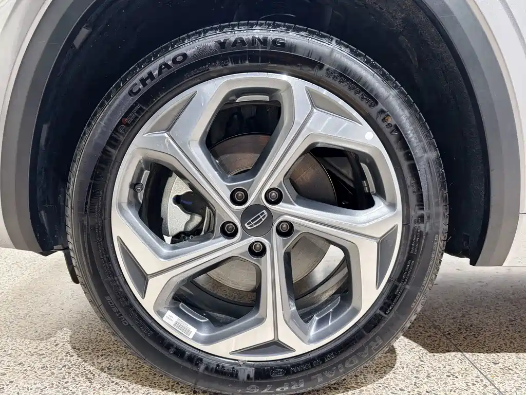 Geely Xingyue L — миниатюра 36