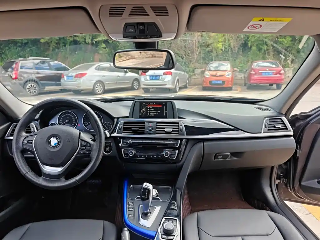 BMW 3 Series — миниатюра 13
